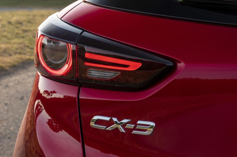 Детали экстерьера Mazda CX-3 GT Sport Nav+ 2019 года  (UK) (фото 21 из 32)